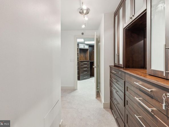 202 W Rittenhouse Square 3203, Philadelphia PA 19103