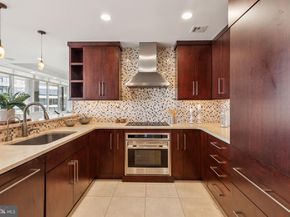 202 W Rittenhouse Square 3203, Philadelphia PA 19103