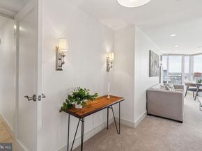 202 W Rittenhouse Square 3203, Philadelphia PA 19103