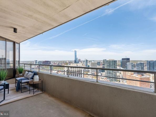 202 W Rittenhouse Square 3203, Philadelphia PA 19103