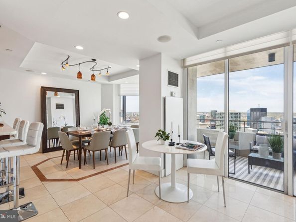 202 W Rittenhouse Square 3203, Philadelphia PA 19103