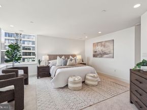 202 W Rittenhouse Square 3203, Philadelphia PA 19103