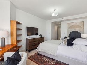 202 W Rittenhouse Square 3203, Philadelphia PA 19103