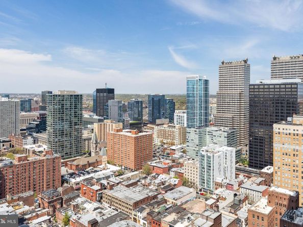 202 W Rittenhouse Square 3203, Philadelphia PA 19103