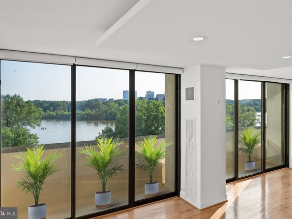 2700 Virginia Ave NW 811, Washington DC 20037