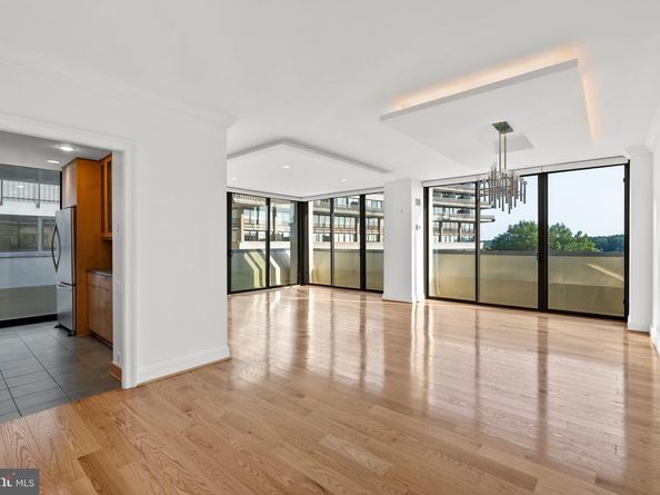 2700 Virginia Ave NW 811, Washington DC 20037