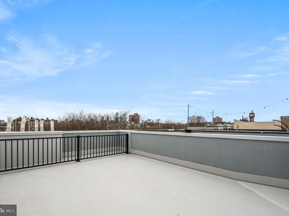 529 W Jefferson Street, Philadelphia PA 19122
