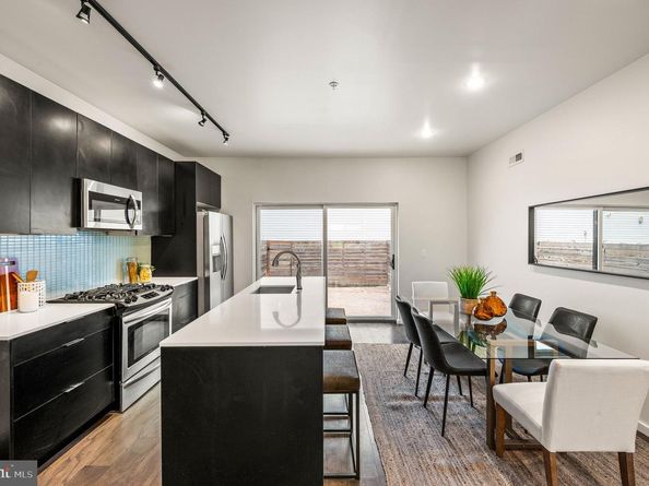 529 W Jefferson Street, Philadelphia PA 19122