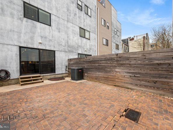 529 W Jefferson Street, Philadelphia PA 19122