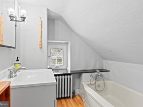 1 E Brookhaven Road, Wallingford PA 19086