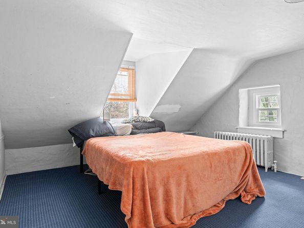 1 E Brookhaven Road, Wallingford PA 19086