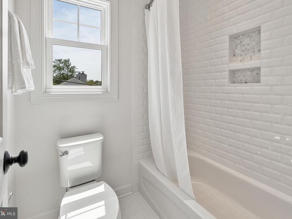 4950 34TH Street N, Arlington VA 22207