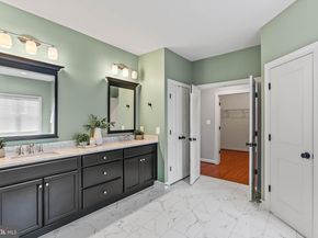 4950 34TH Street N, Arlington VA 22207