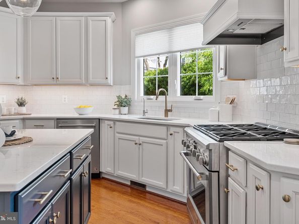 4950 34TH Street N, Arlington VA 22207