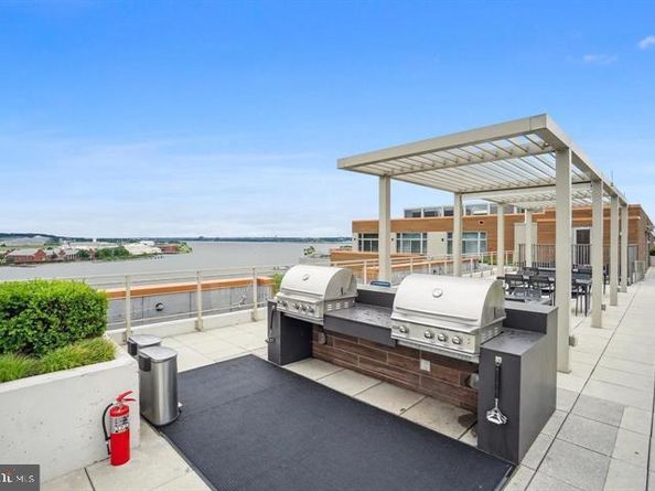88 V Street SW 711, Washington DC 20024