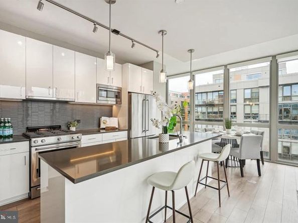 88 V Street SW 711, Washington DC 20024