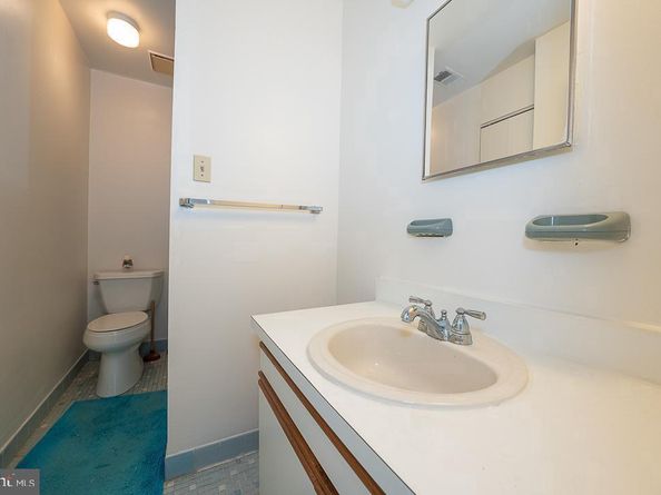 814 N 26TH Street, Philadelphia PA 19130