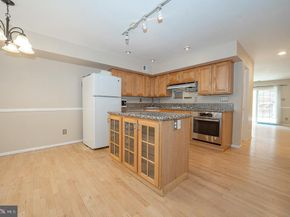 814 N 26TH Street, Philadelphia PA 19130