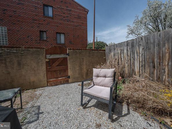 814 N 26TH Street, Philadelphia PA 19130