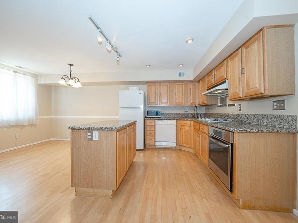 814 N 26TH Street, Philadelphia PA 19130