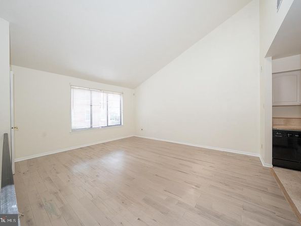 814 N 26TH Street, Philadelphia PA 19130