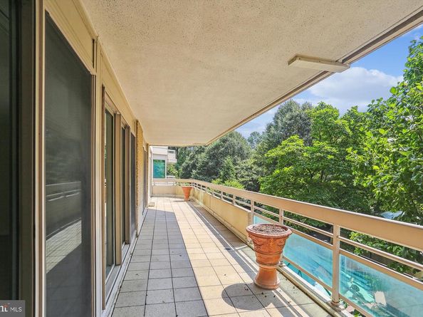 5600 Wisconsin Avenue 305, Chevy Chase MD 20815