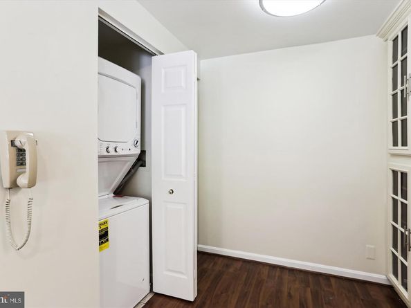 5600 Wisconsin Avenue 305, Chevy Chase MD 20815