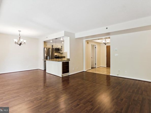 5600 Wisconsin Avenue 305, Chevy Chase MD 20815