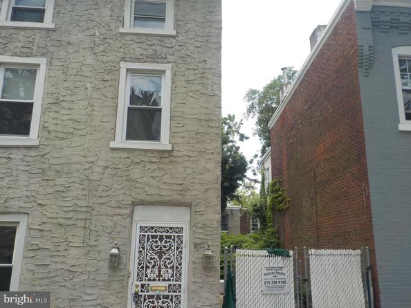 40 Springer, Philadelphia PA 19119