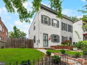 1420 V Street SE