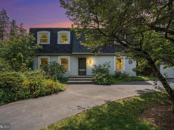 302 Old Lancaster Road