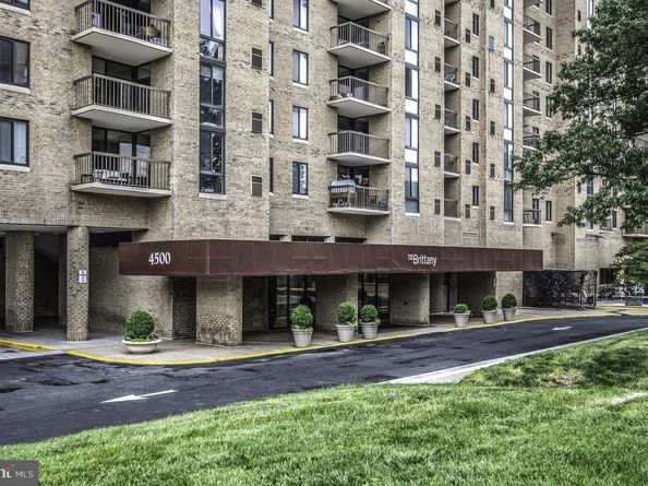 4500 S Four Mile Run Drive 816, Arlington VA 22204