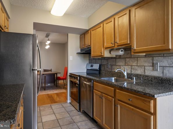 4500 S Four Mile Run Drive 816, Arlington VA 22204