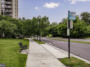 4500 S Four Mile Run Drive 816, Arlington VA 22204