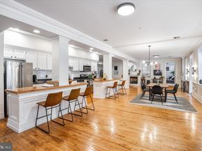 237 N Bread Street 2, Philadelphia PA 19106