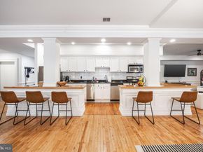 237 N Bread Street 2, Philadelphia PA 19106