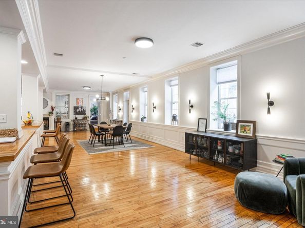 237 N Bread Street 2, Philadelphia PA 19106