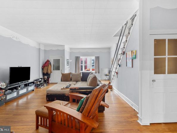109 Cotton Street, Philadelphia PA 19127