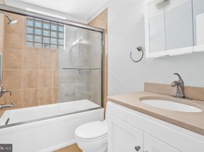 2114 N Street NW 46, Washington DC 20037