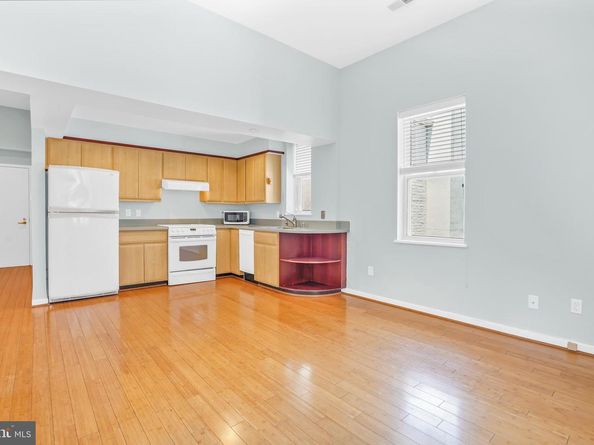 2114 N Street NW 46, Washington DC 20037