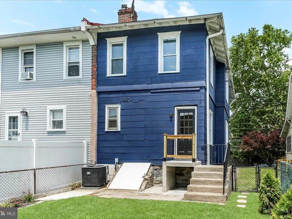 564 9TH Avenue, Prospect Park PA 19076