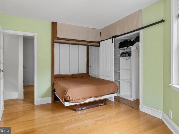 2714 South Street, Philadelphia PA 19146