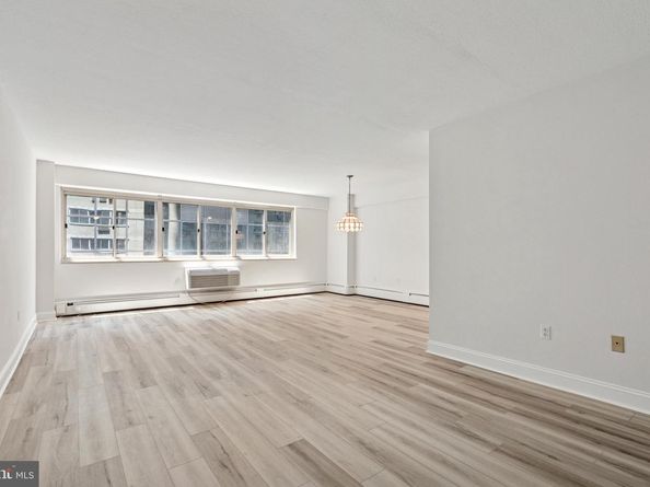 1900 John F Kennedy Boulevard 924, Philadelphia PA 19103