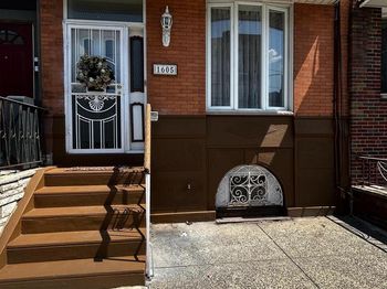 1605 Wolf Street
