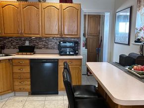1605 Wolf Street, Philadelphia PA 19145