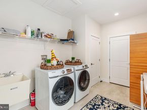 4871 E Blossom Drive, Doylestown PA 18902