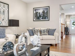 4871 E Blossom Drive, Doylestown PA 18902