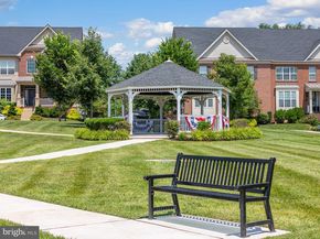 4871 E Blossom Drive, Doylestown PA 18902