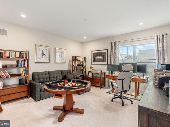 4871 E Blossom Drive, Doylestown PA 18902