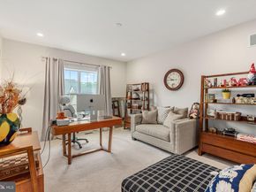 4871 E Blossom Drive, Doylestown PA 18902